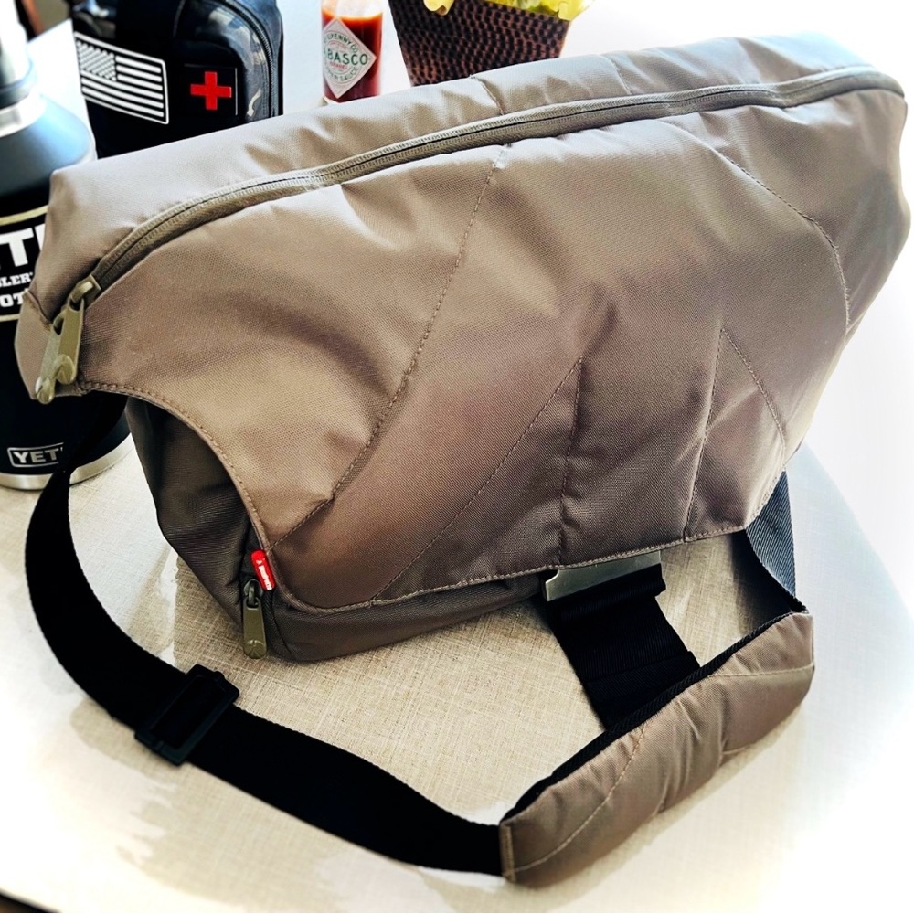 Manfrotto Messenger camera/laptop bag